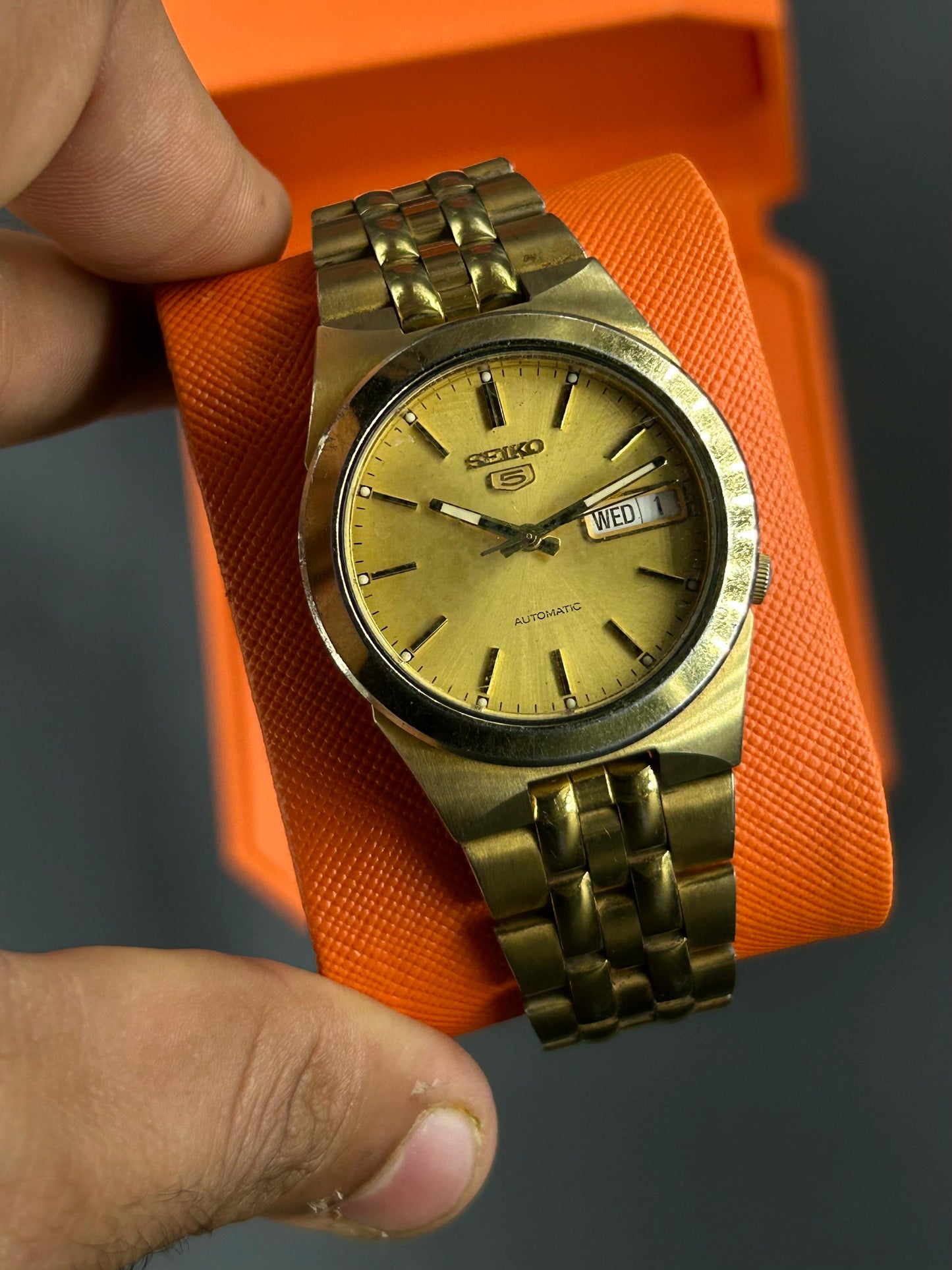Complete Original Pre-Owned Seiko 5 Gold Automatic Watch