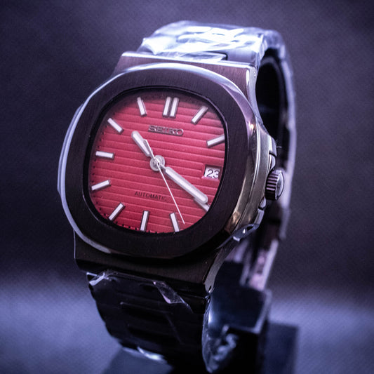 Seiko Nautilus Red Mod Watch