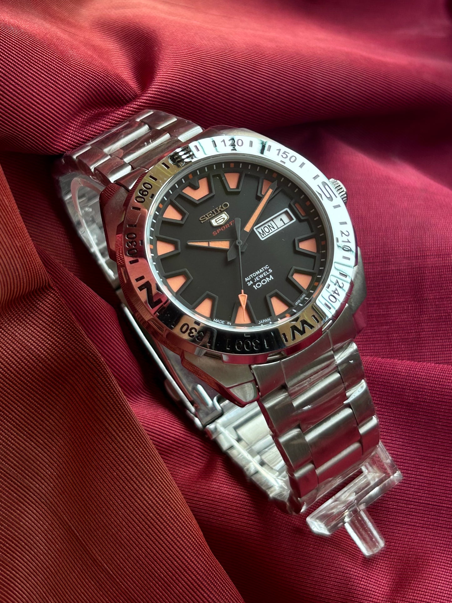 Seiko 5 Sports Black Automatic Homage Mod