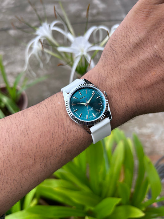 HMT Himalaya Tiffany Blue Unisex Hand-Winding Mod Watch