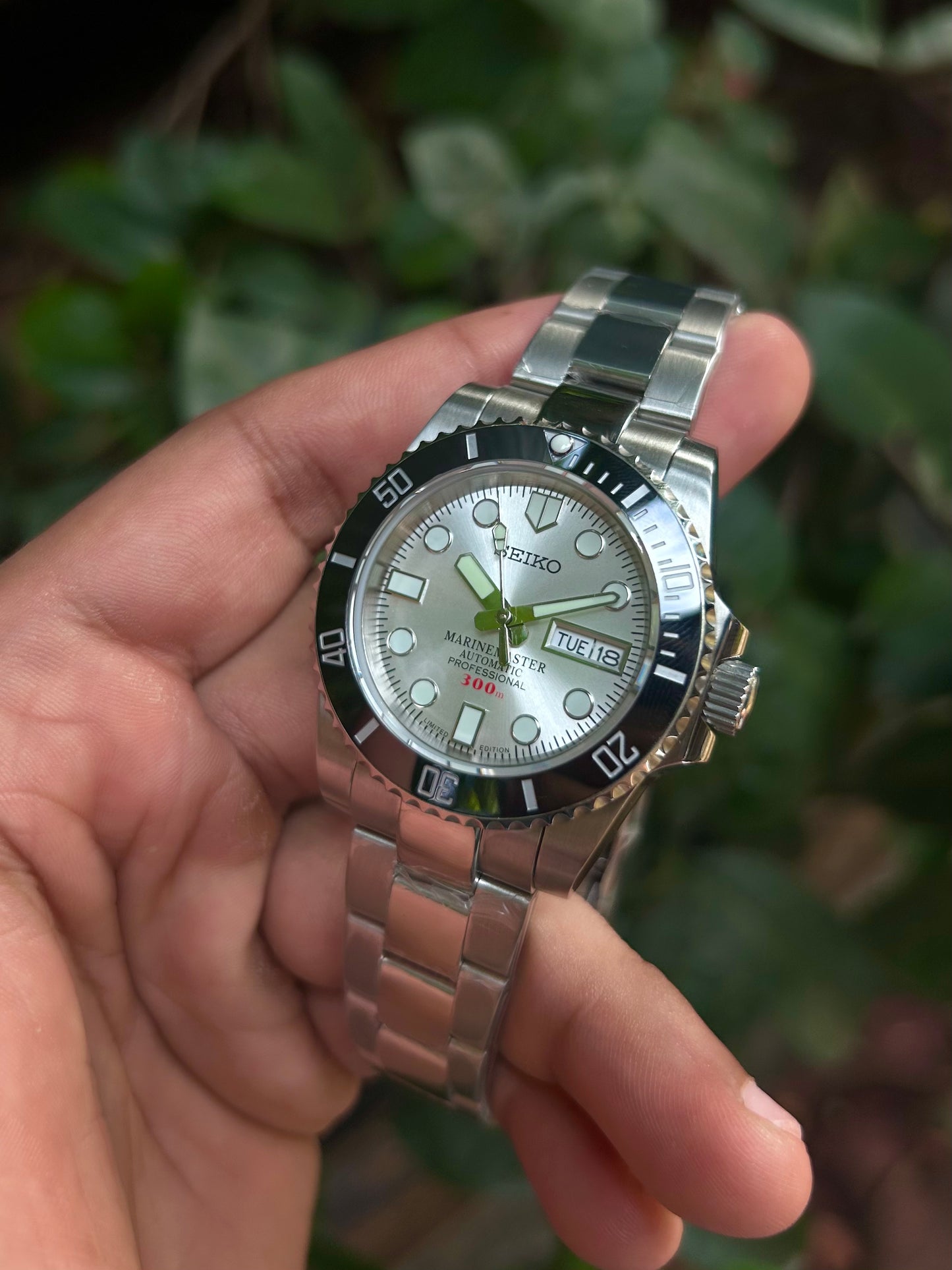 Seiko MarineMaster 300'm Sunburst Automatic Homage Mod Watch