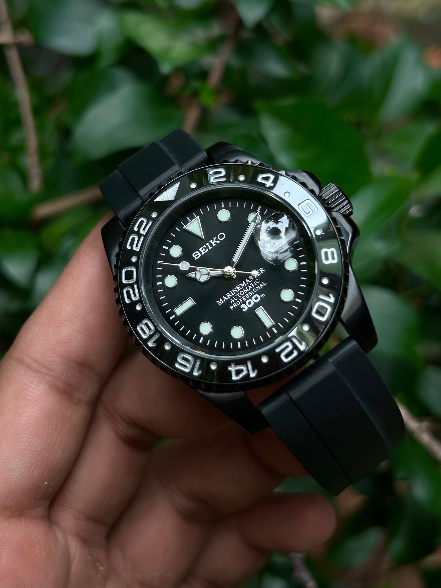 Seiko Black GMT Master Ceramic Automatic Homage Mod Watch