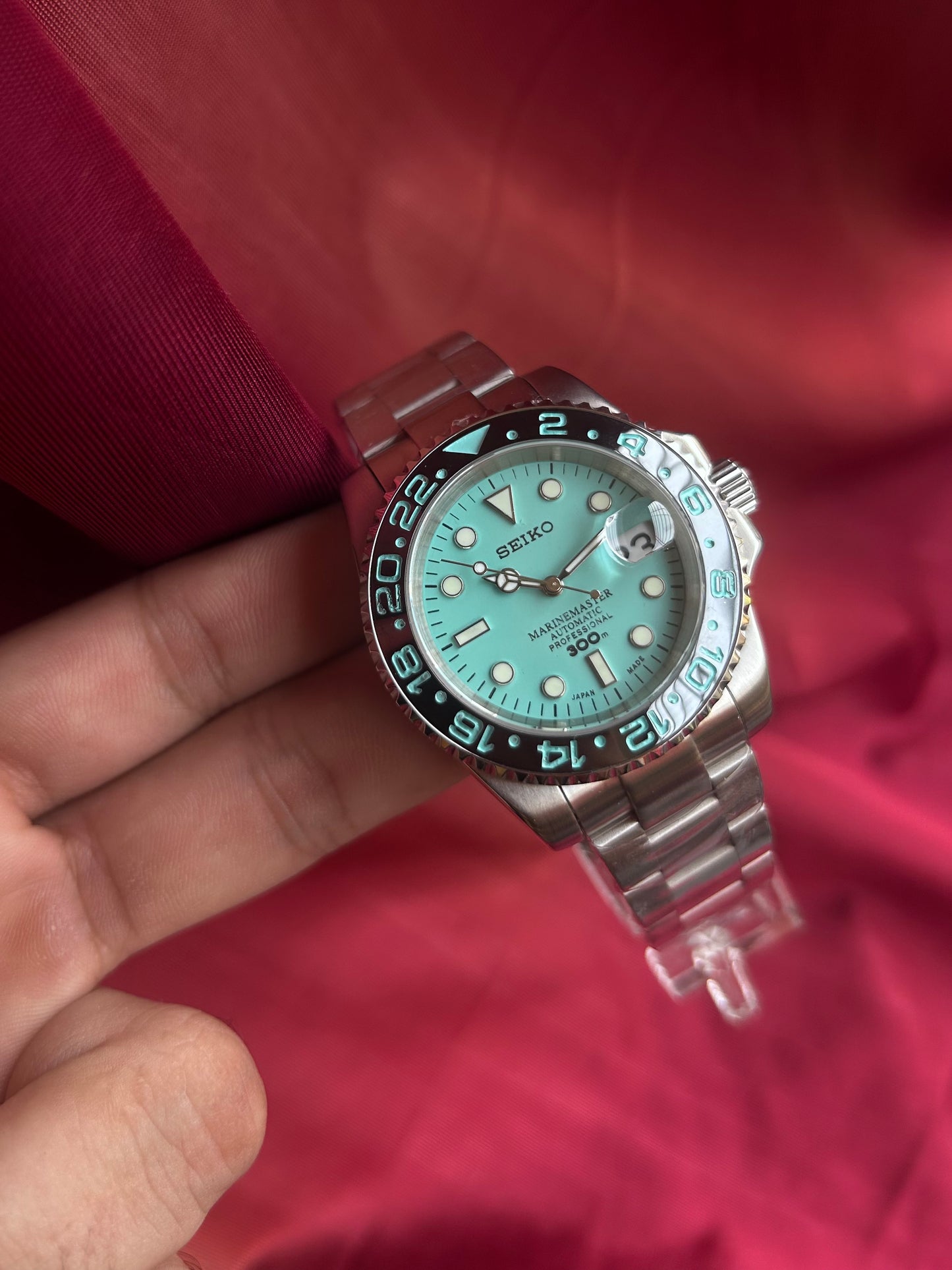 Seiko Tiffany Blue GMT Master Automatic Homage Mod