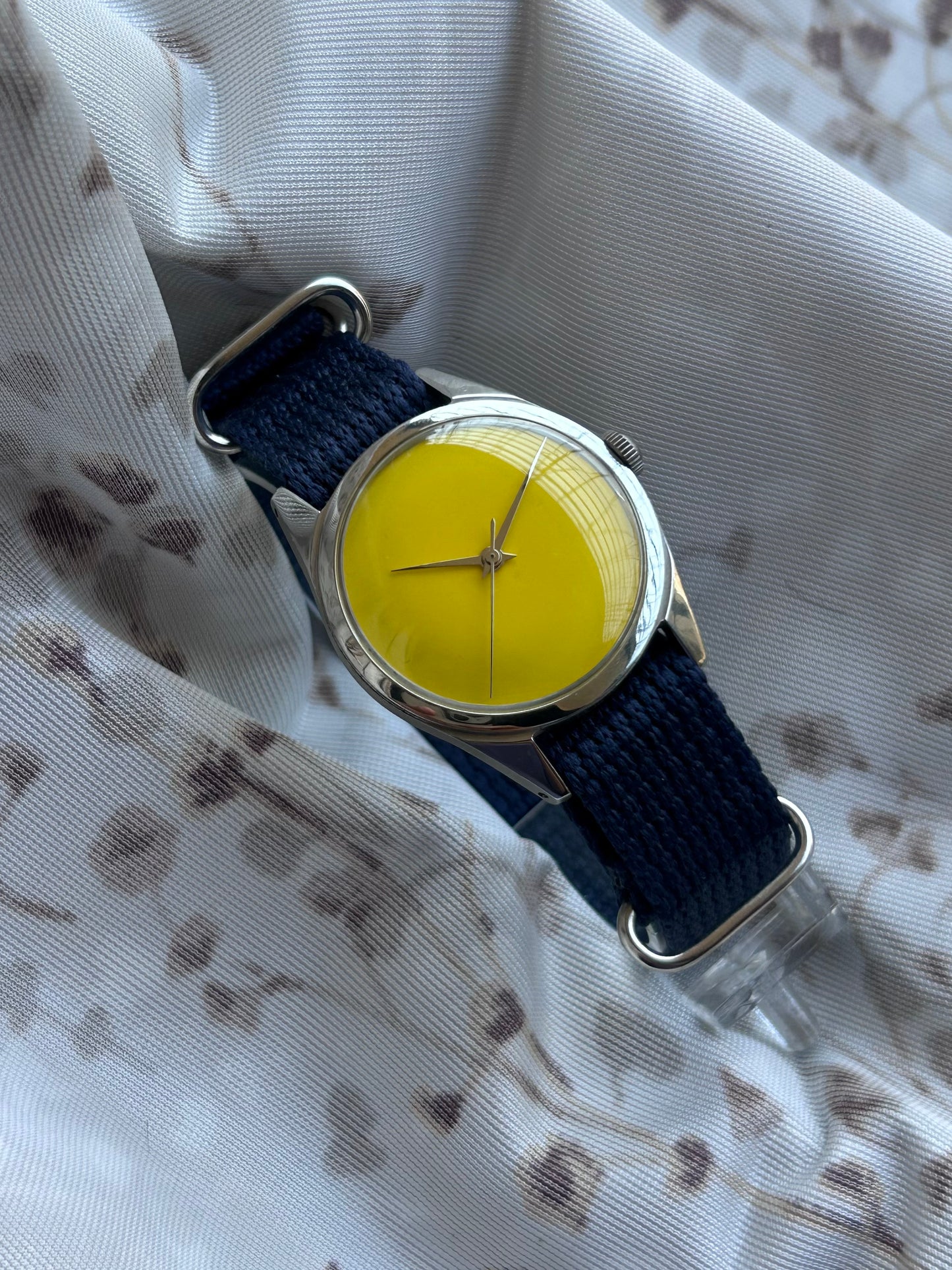 HMT Yellow Janata unisex hand-winding