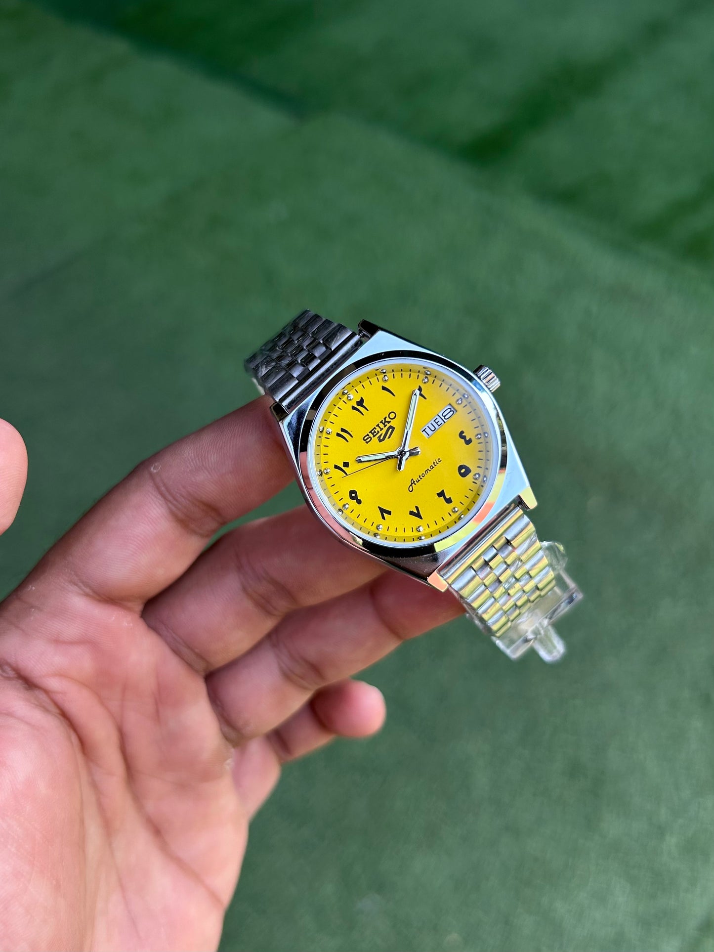 Seiko Urdu Yellow Automatic Mod