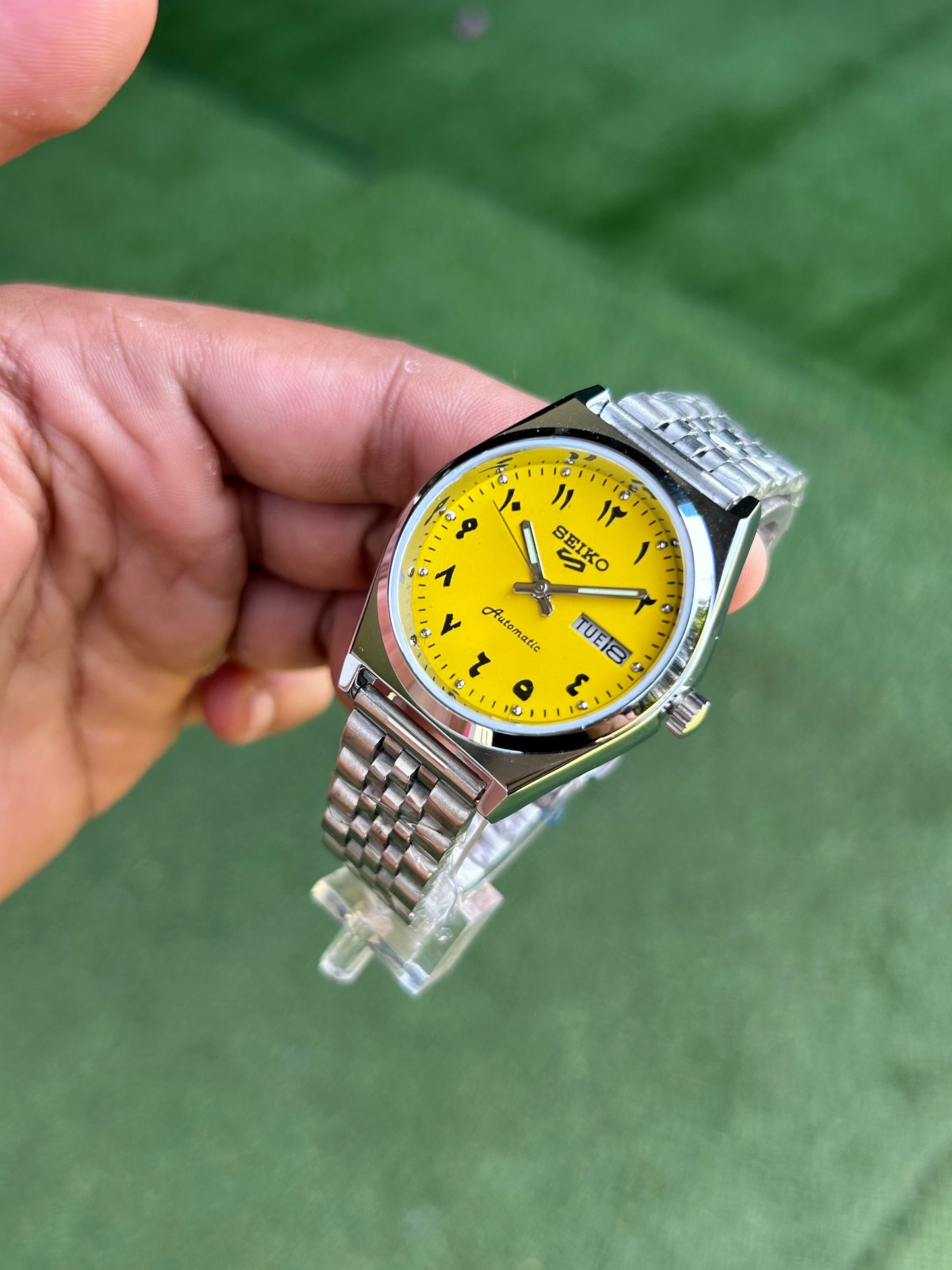 Seiko Urdu Yellow Automatic Mod