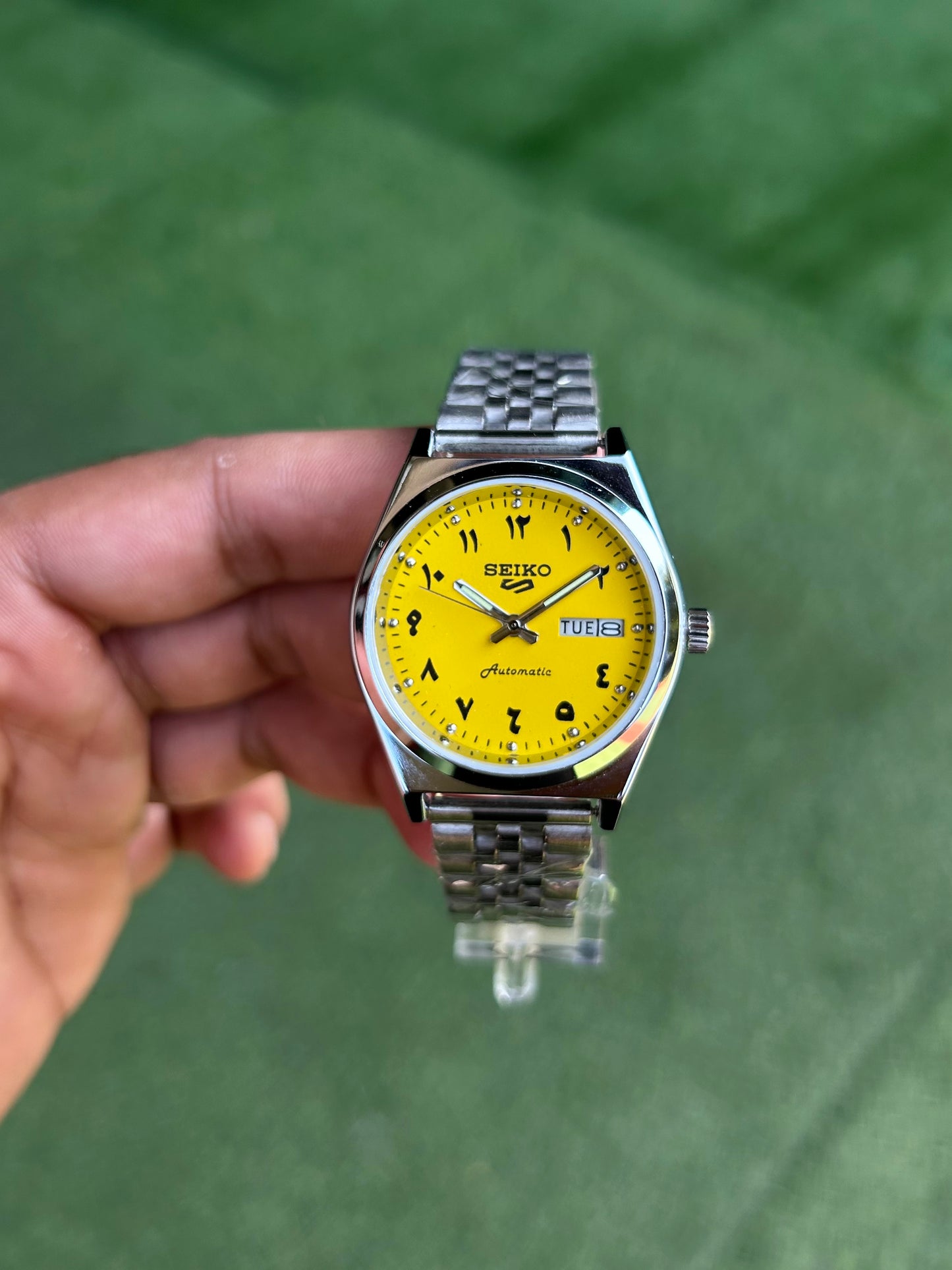 Seiko Urdu Yellow Automatic Mod