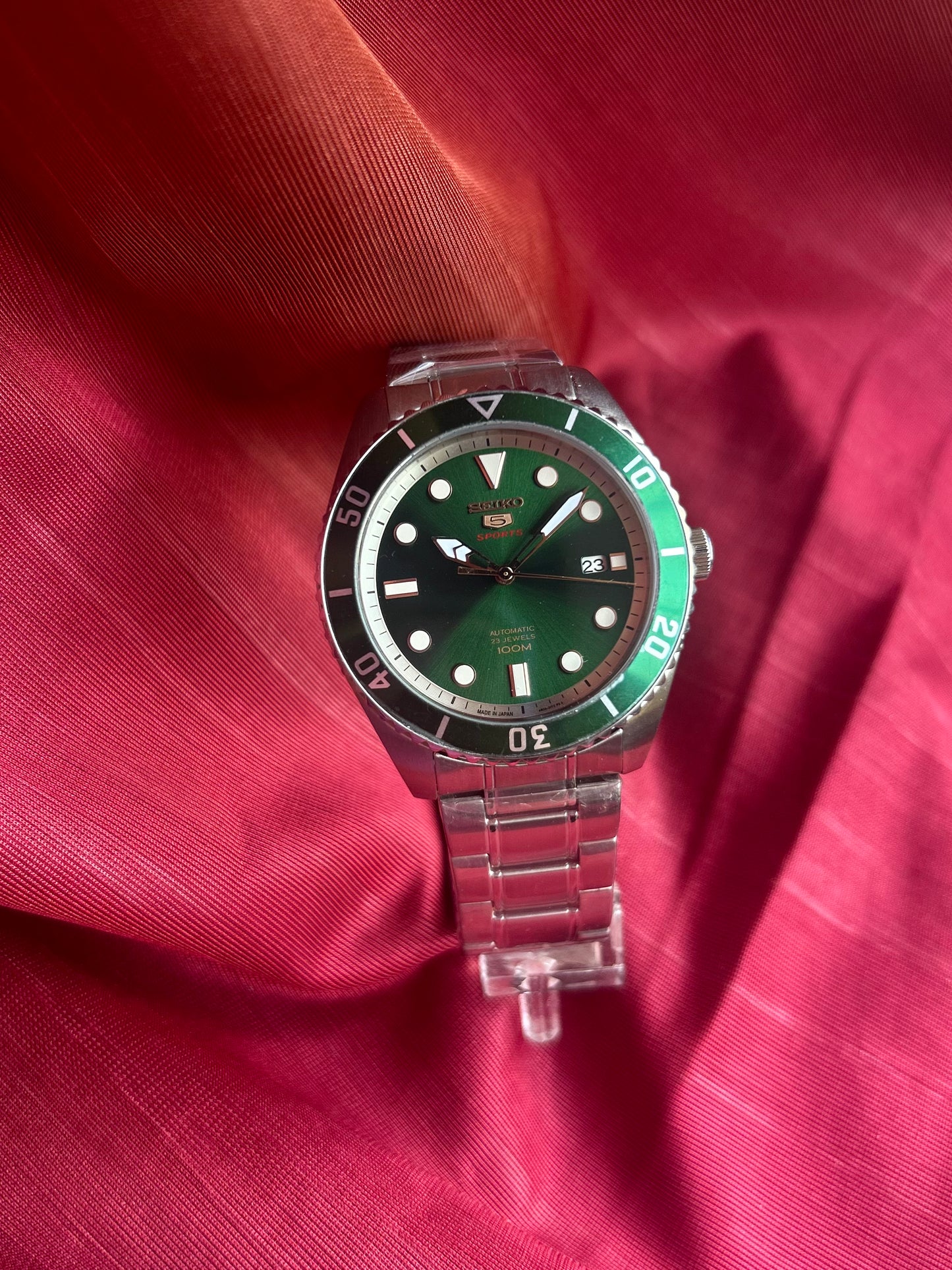 Seiko 5 Hulk Sports Automatic Homage Mod