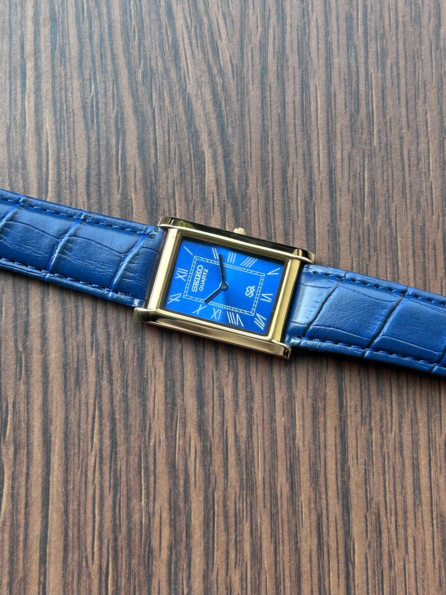 Seiko Tank Gold Blue Sunburst Quartz Unisex Mod