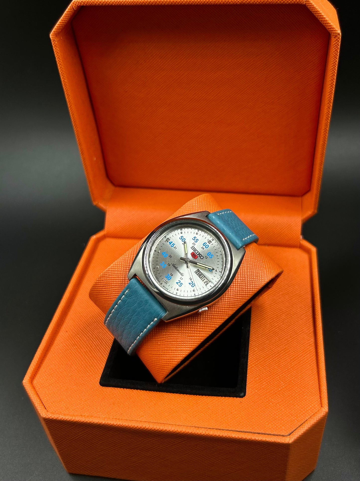 Pre-Owned Seiko 5 Sports Automatic Leather Blue