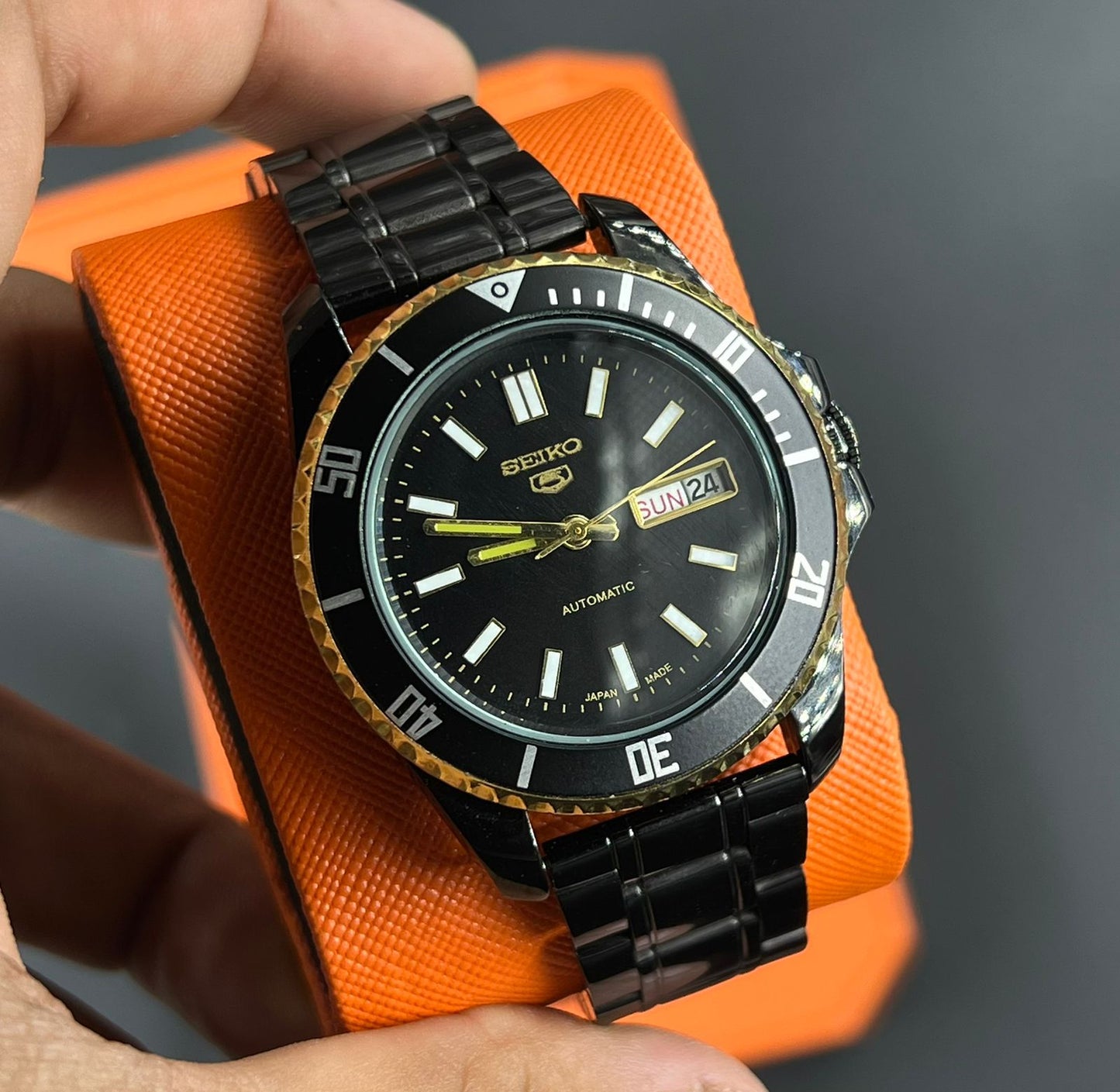 Seiko 5 Automatic Homage – Black Submarine